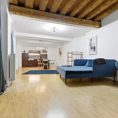 Apartment Alpena Homes, Zentrum, Sehr Geräumig, Küche